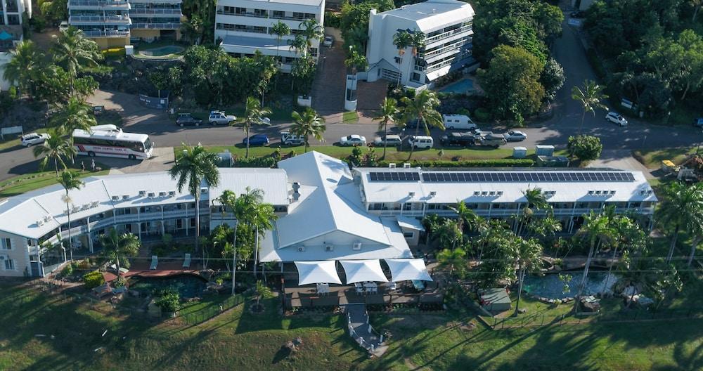 Colonial Palms Motor Inn Airlie Beach Exteriér fotografie