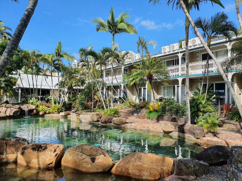 Colonial Palms Motor Inn Airlie Beach Exteriér fotografie